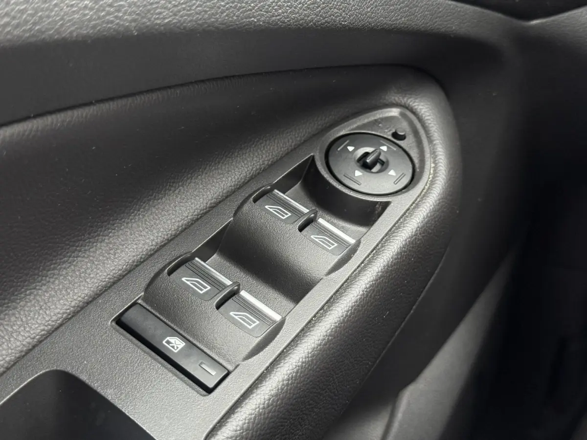 1.5 EcoBoost Titanium 2e Eigenaar|Navi|Trekhaak|Camera|Stoelverwarming|Clima|Cruise|N.A.P|APK tot 04-2027