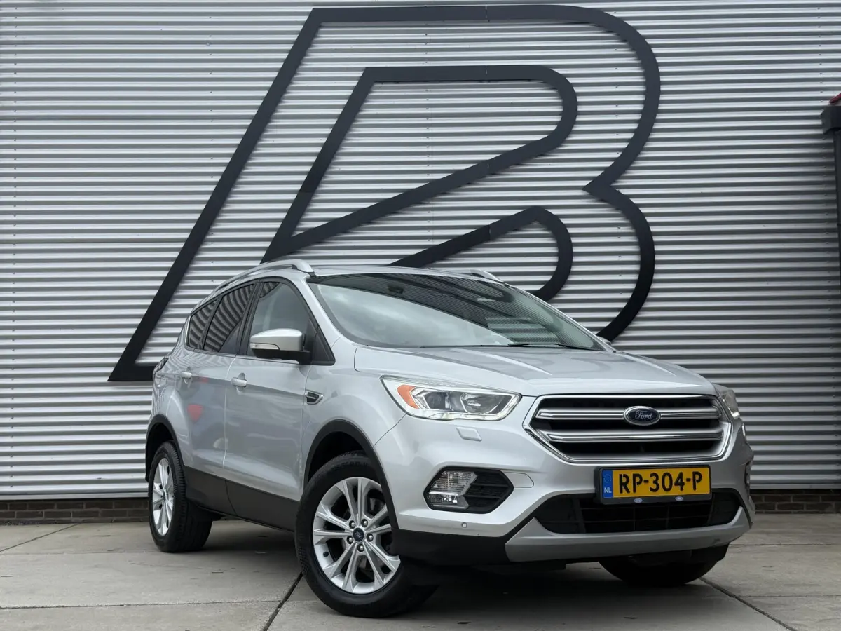 1.5 EcoBoost Titanium 2e Eigenaar|Navi|Trekhaak|Camera|Stoelverwarming|Clima|Cruise|N.A.P|APK tot 04-2027