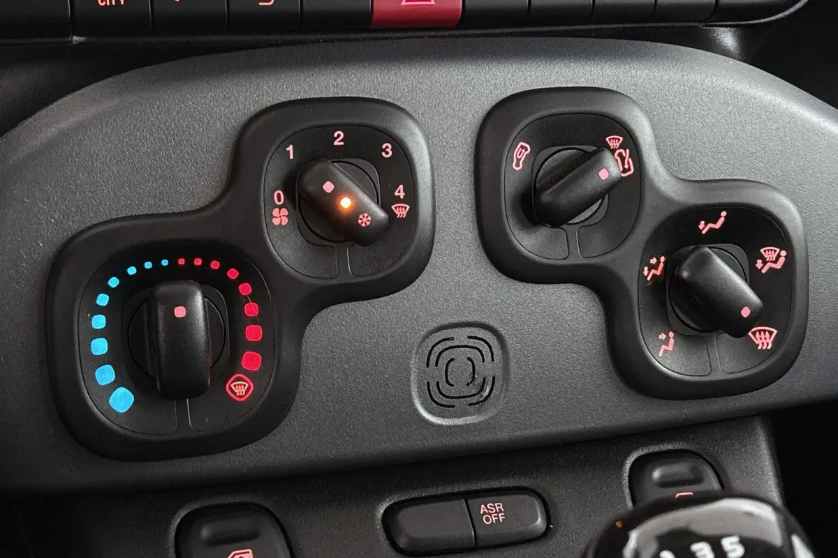 1.0 Hybrid City Life NL Auto 5 Zits Airconditioning