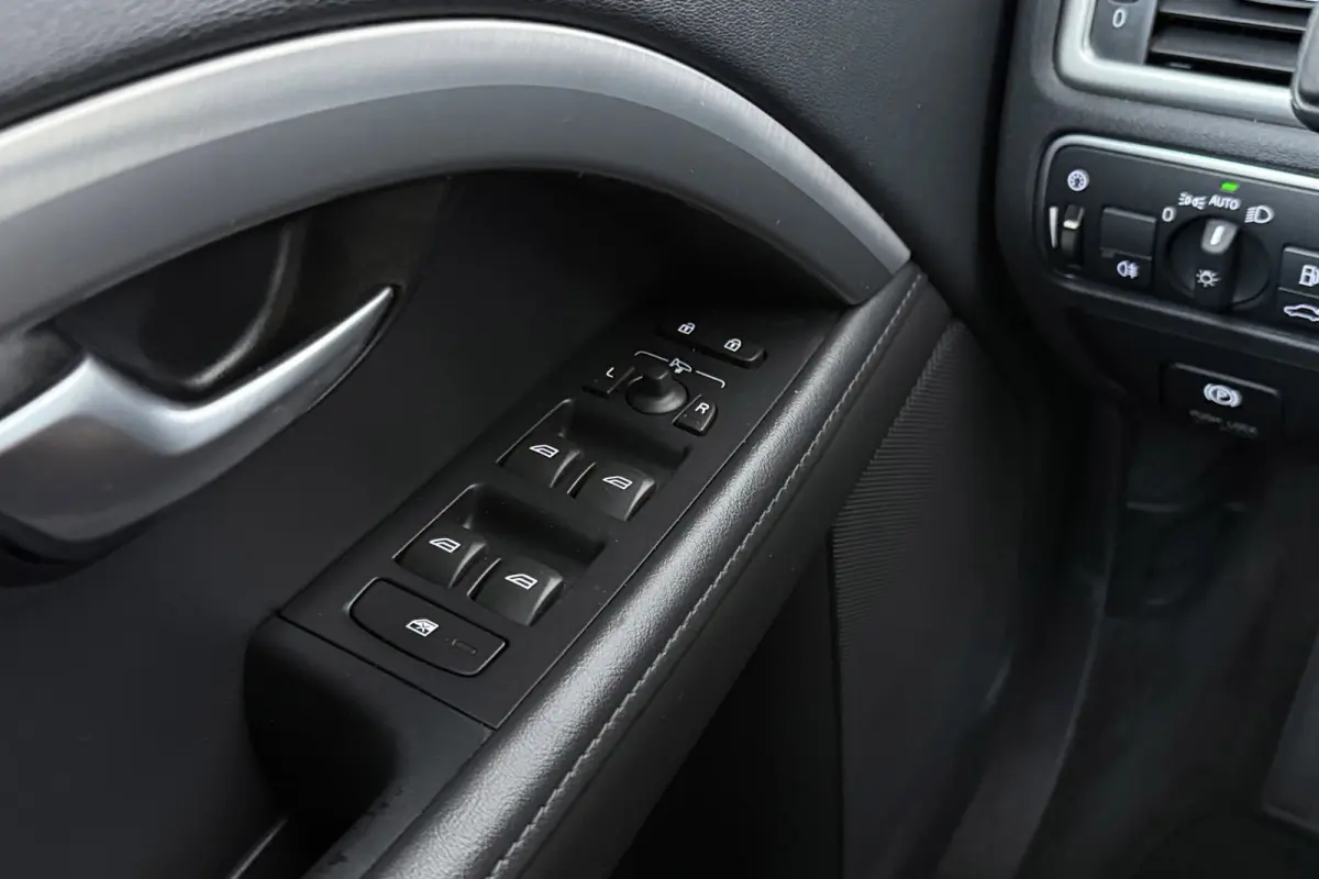 1.6 T4 Nordic+ | Trekhaak | Org NL | Navigatie | Dealer Ond. | Xenon | Stoelverwarming | Leer | Digital Cockpit |