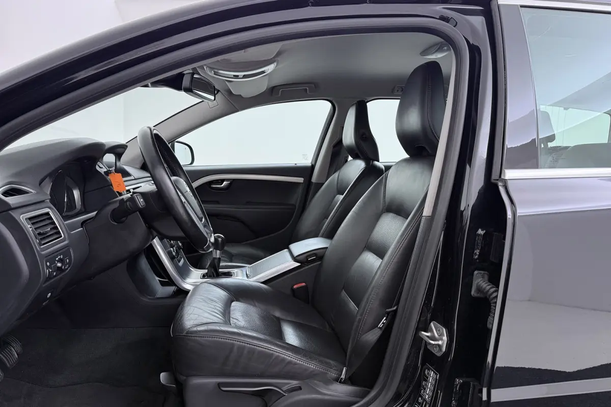 1.6 T4 Nordic+ | Trekhaak | Org NL | Navigatie | Dealer Ond. | Xenon | Stoelverwarming | Leer | Digital Cockpit |