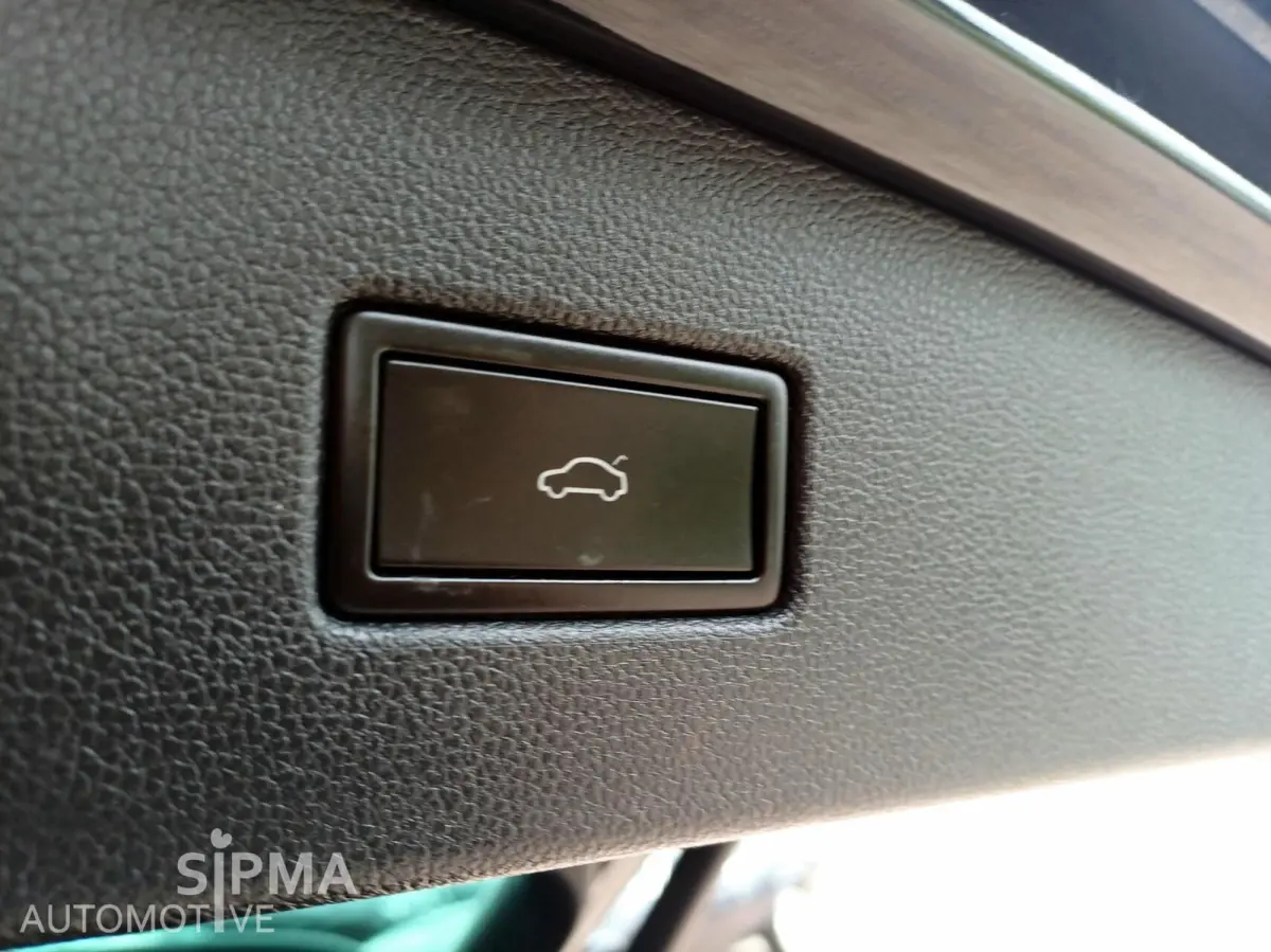 1.5 TSI R-line/Pano/Carplay/Trekhaak