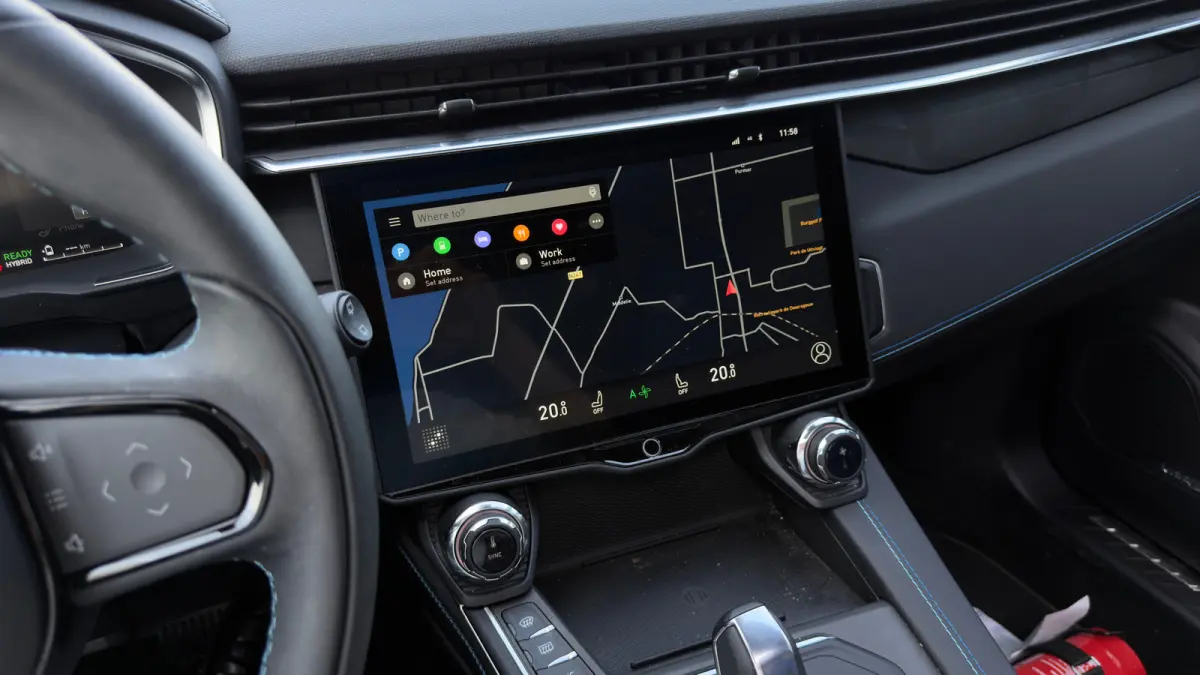 1.5 PHEV 261 | Panoramadak | Trekhaak | Rondomzicht Camera | Carplay | Infinity Audio | Adaptive Cruise |