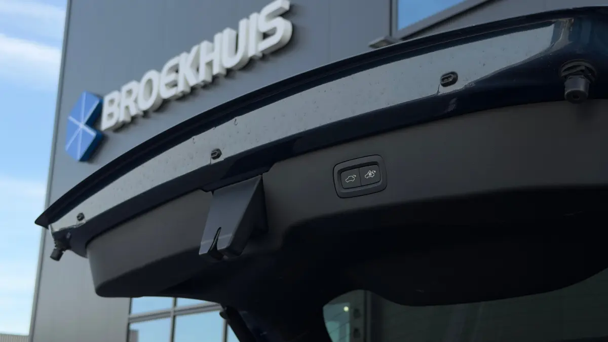 1.5 PHEV 261 | Panoramadak | Trekhaak | Rondomzicht Camera | Carplay | Infinity Audio | Adaptive Cruise |