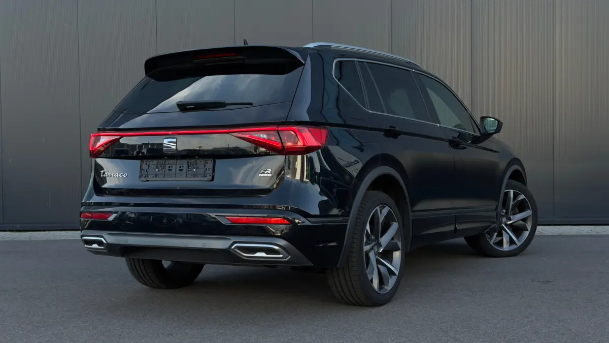 245pk 1.4 TSI e-Hybrid PHEV FR Business | Trekhaak | Panoramadak | Adaptive cruise control | Dodehoekdetectie | Achteruitrijcamera