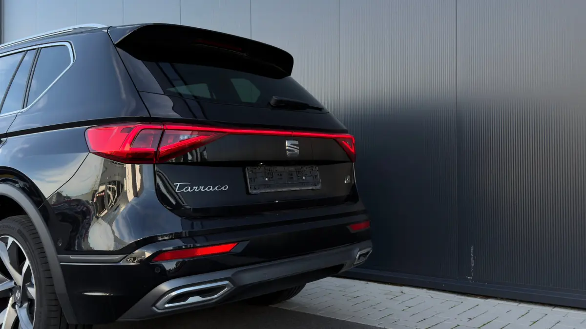245pk 1.4 TSI e-Hybrid PHEV FR Business | Trekhaak | Panoramadak | Adaptive cruise control | Dodehoekdetectie | Achteruitrijcamera