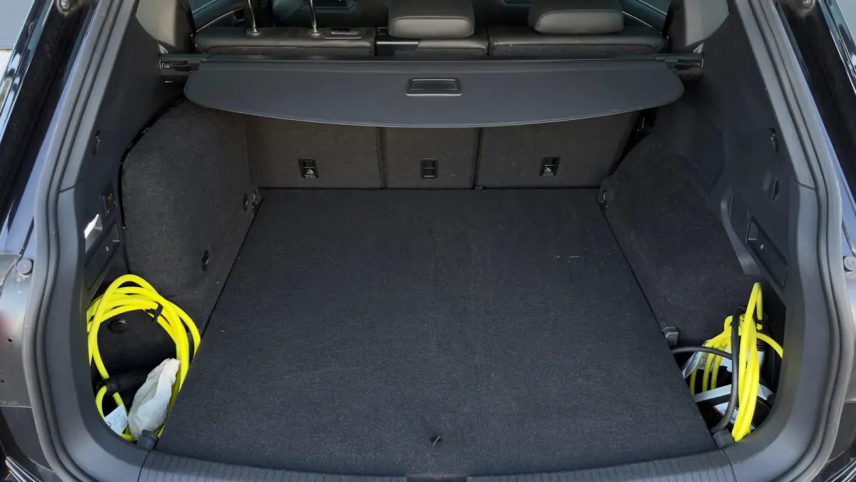 245pk 1.4 TSI e-Hybrid PHEV FR Business | Trekhaak | Panoramadak | Adaptive cruise control | Dodehoekdetectie | Achteruitrijcamera