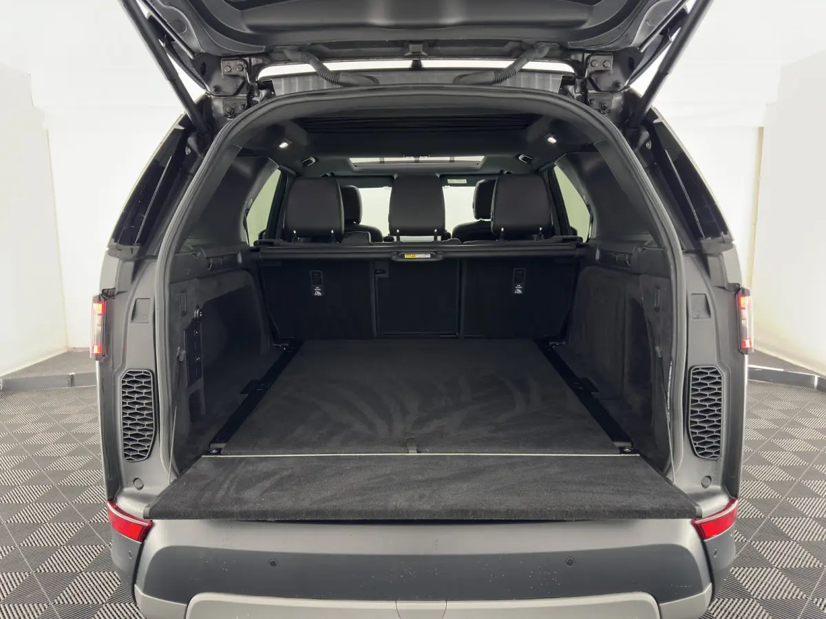 2.0 Td4 HSE Luxury *PANO | FULL-LED | LEATHER | KEYLESS | AIR-SUSPENSION | BLIND-SPOT | CAMERA | NAVI-FULLMAP | HEATED-COMFORTSEATS | PRIVACY-GLASS | SHIFT-PADDLES | ECC | CRUISE | 22''ALU*