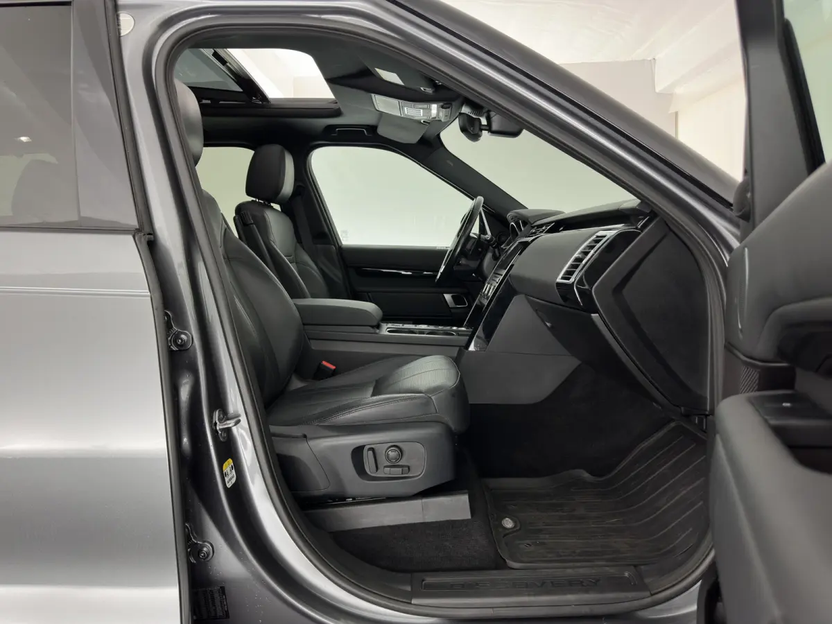 2.0 Td4 HSE Luxury *PANO | FULL-LED | LEATHER | KEYLESS | AIR-SUSPENSION | BLIND-SPOT | CAMERA | NAVI-FULLMAP | HEATED-COMFORTSEATS | PRIVACY-GLASS | SHIFT-PADDLES | ECC | CRUISE | 22''ALU*