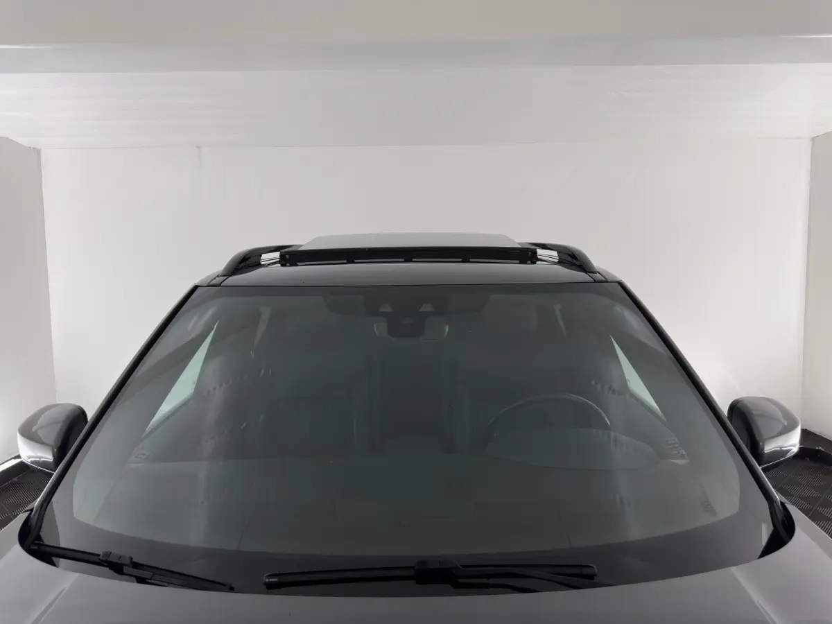 2.0 Td4 HSE Luxury *PANO | FULL-LED | LEATHER | KEYLESS | AIR-SUSPENSION | BLIND-SPOT | CAMERA | NAVI-FULLMAP | HEATED-COMFORTSEATS | PRIVACY-GLASS | SHIFT-PADDLES | ECC | CRUISE | 22''ALU*