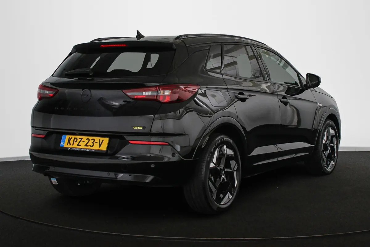 1.6 Turbo Plug-In Hybrid 4x4 GSe Stoelventilatie Stoel-Stuurverwarming