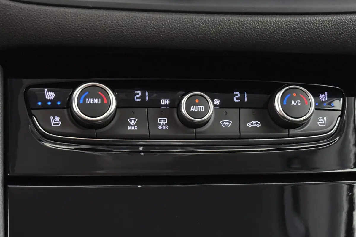 1.6 Turbo Plug-In Hybrid 4x4 GSe Stoelventilatie Stoel-Stuurverwarming