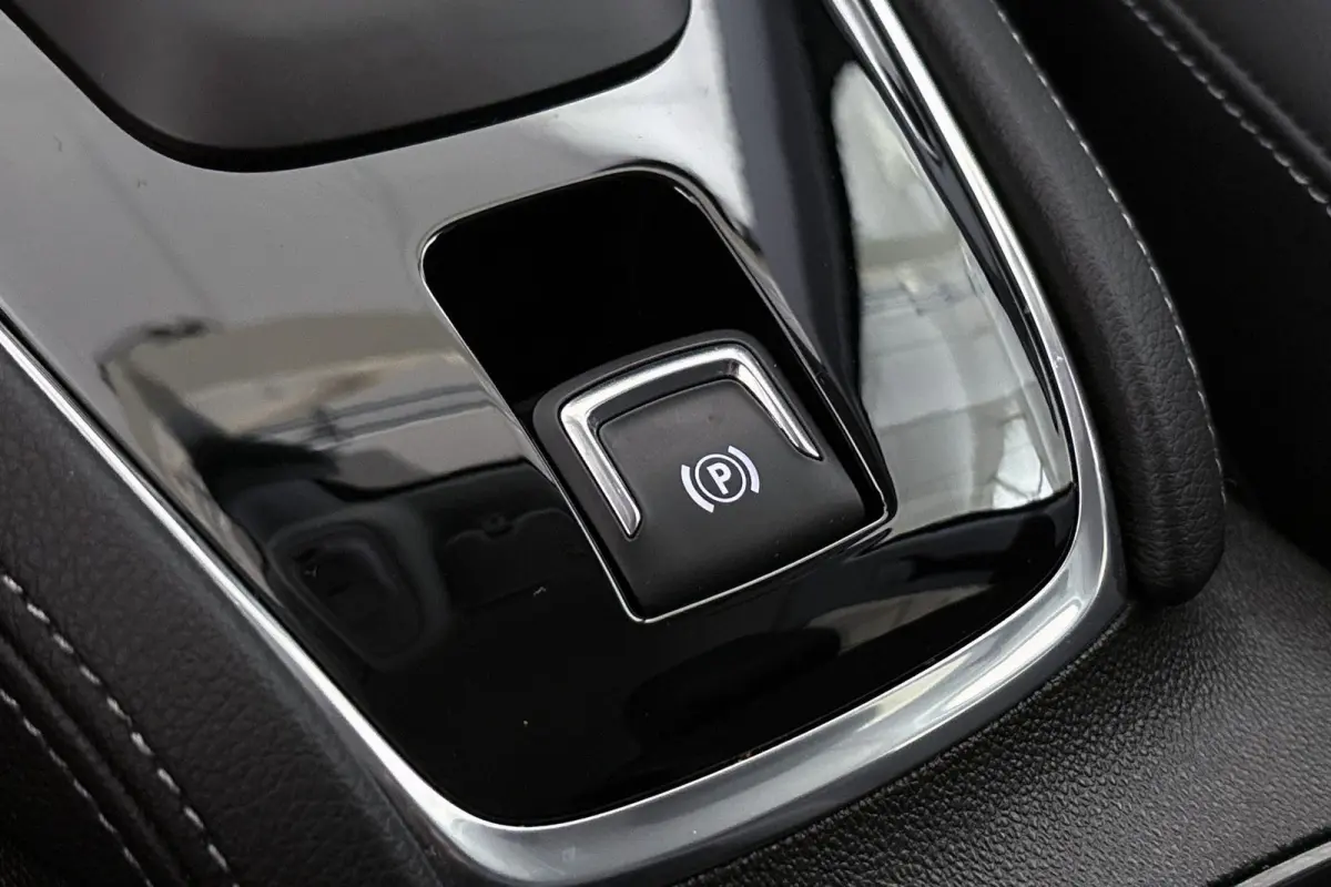 1.6 Turbo Plug-In Hybrid 4x4 GSe Stoelventilatie Stoel-Stuurverwarming