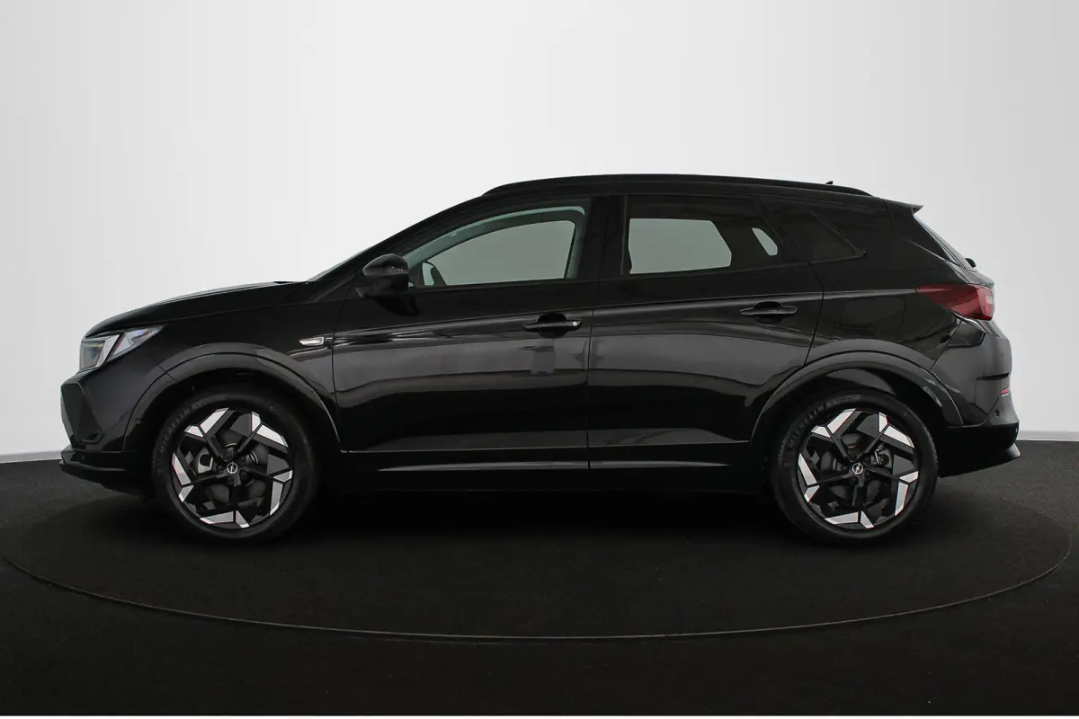 1.6 Turbo Plug-In Hybrid 4x4 GSe Stoelventilatie Stoel-Stuurverwarming