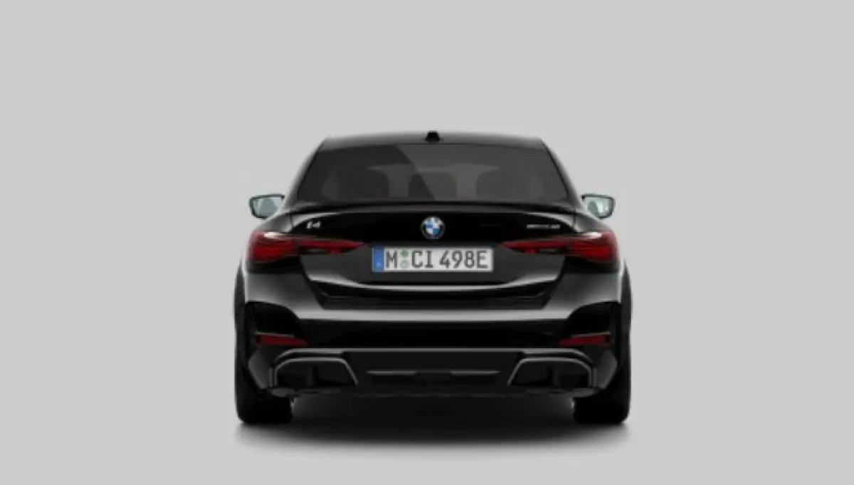 eDrive40 M Sport Edition 84 kWh COMFORT PACK - INNOVATION PACK - Harman Kardon - Getinte Ruiten - Comfort Access - Parking Assistant Plus - Head up - Elektrisch verwarmde voorstoelen -