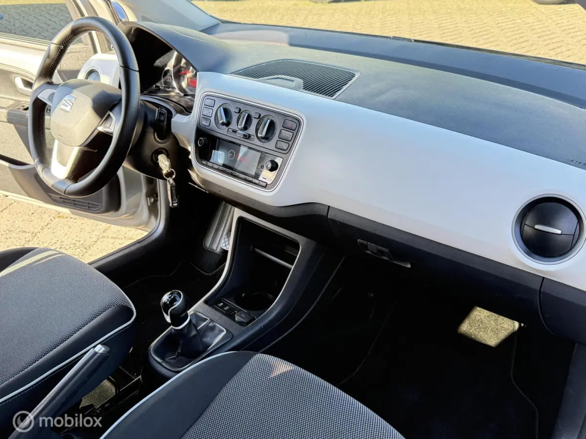 1.0 Style CRUISE BEATS AUDIO STOELVERWARM. LMV