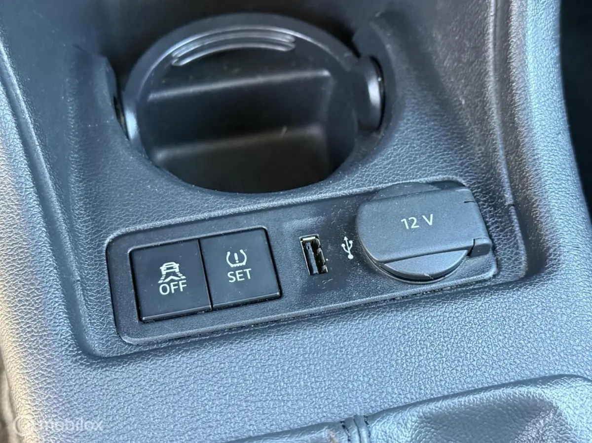 1.0 Style CRUISE BEATS AUDIO STOELVERWARM. LMV
