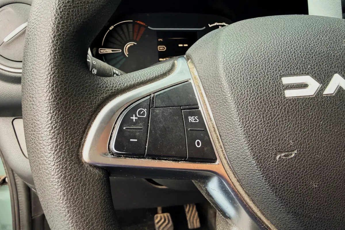Expression 27 kWh LEER CAMERA NAVI CARPLAY