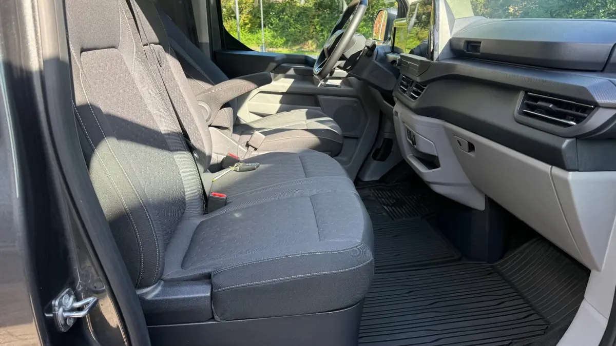 320 2.5 PHEV L2H1 Limited 9p.