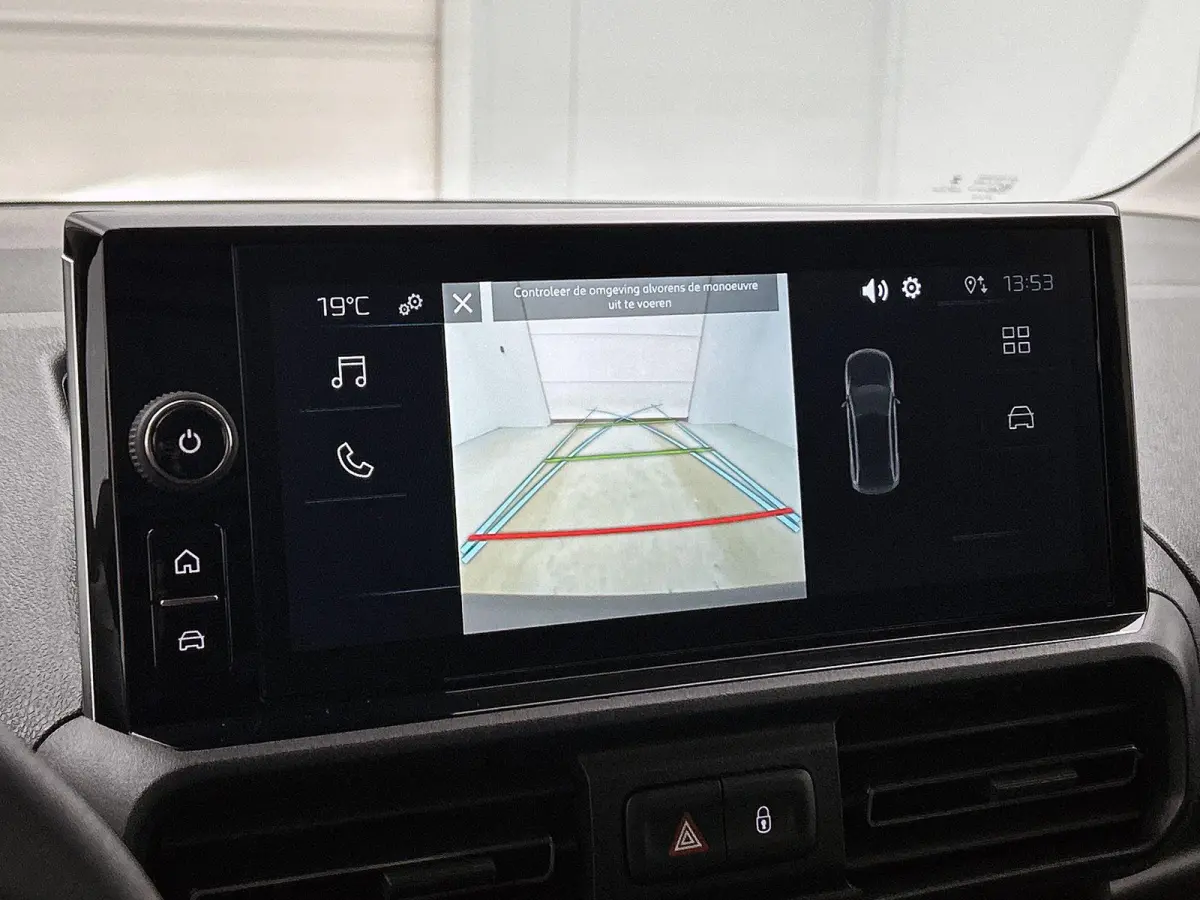 136 L2 50 kWh | Apple Carplay/Android Auto | Accu 99% |  Laadvloer Betimmerd | Airco | Achteruitrijcamera | Led Koplampen |