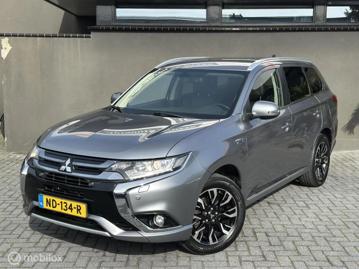 2.0 PHEV Executive|4WD|Camera|Trekhaak|