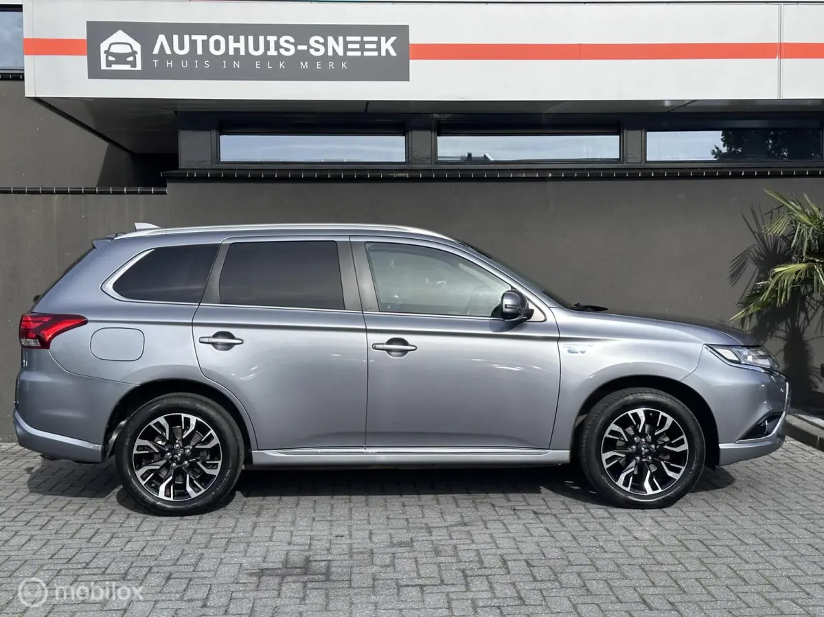2.0 PHEV Executive|4WD|Camera|Trekhaak|