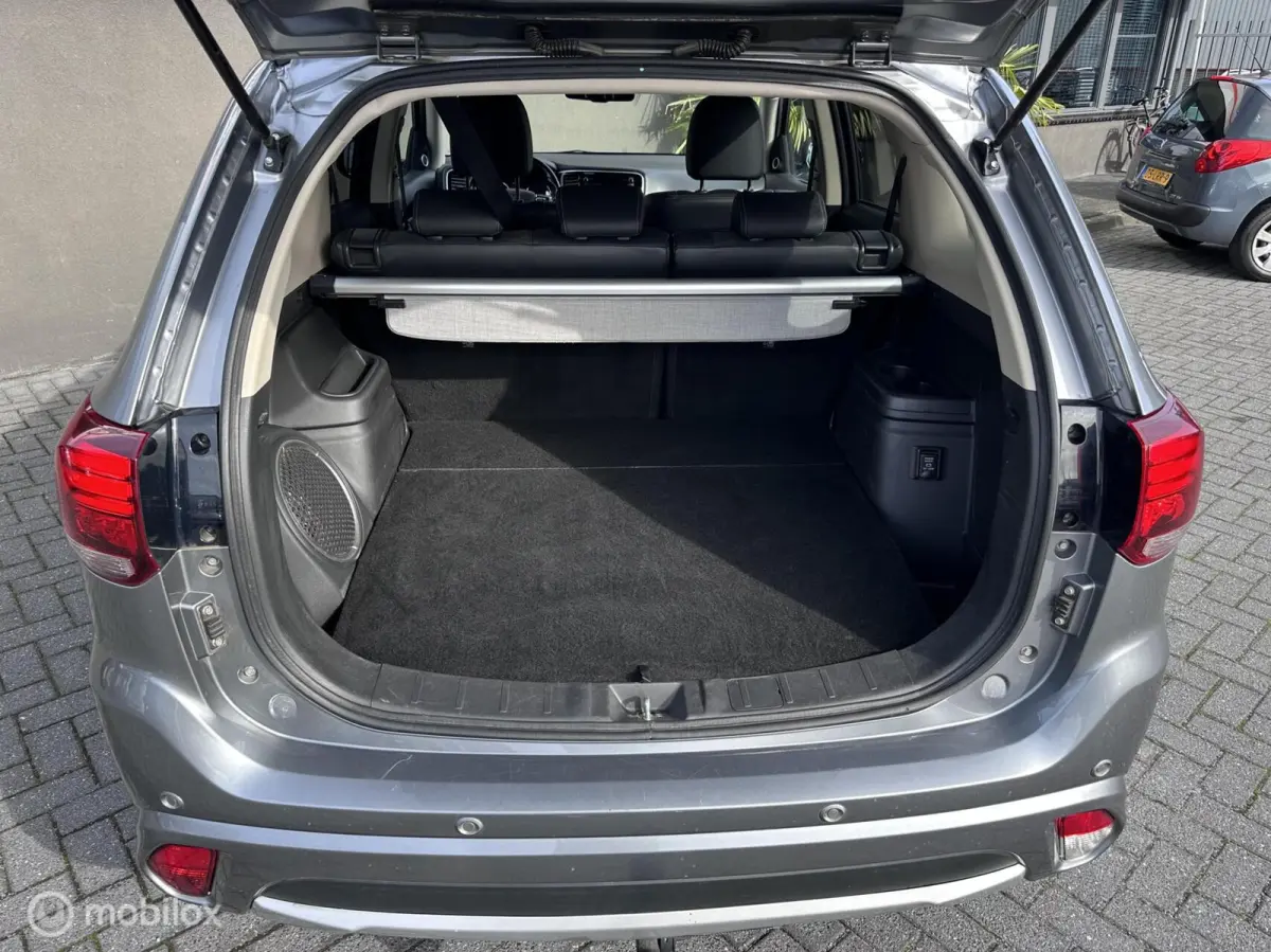 2.0 PHEV Executive|4WD|Camera|Trekhaak|
