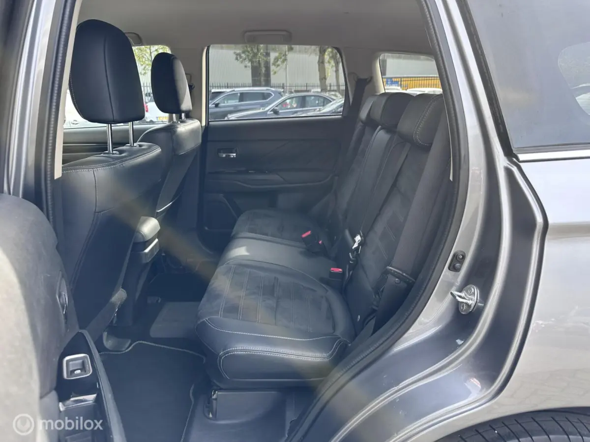 2.0 PHEV Executive|4WD|Camera|Trekhaak|