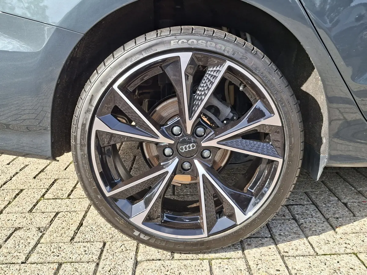 30 TFSI AUTOMAAT * Carplay * Climate Control * Parkeersensoren *