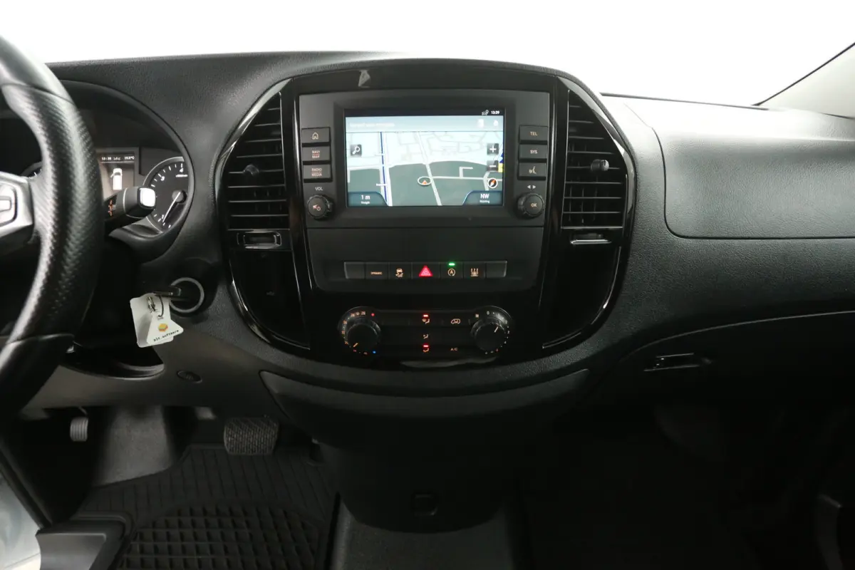 114 CDI Extra Lang | Automaat | Airco | Cruise | Camera | Carplay | 3 Zits | 2xSchuifdeur | Trekhaak