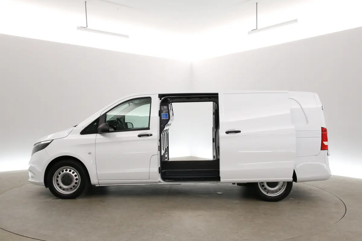 114 CDI Extra Lang | Automaat | Airco | Cruise | Camera | Carplay | 3 Zits | 2xSchuifdeur | Trekhaak
