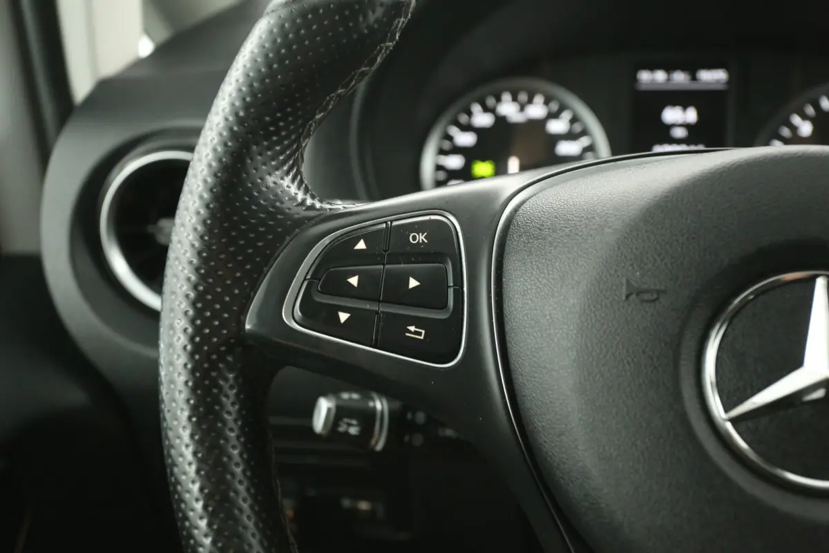 114 CDI Extra Lang | Automaat | Airco | Cruise | Camera | Carplay | 3 Zits | 2xSchuifdeur | Trekhaak