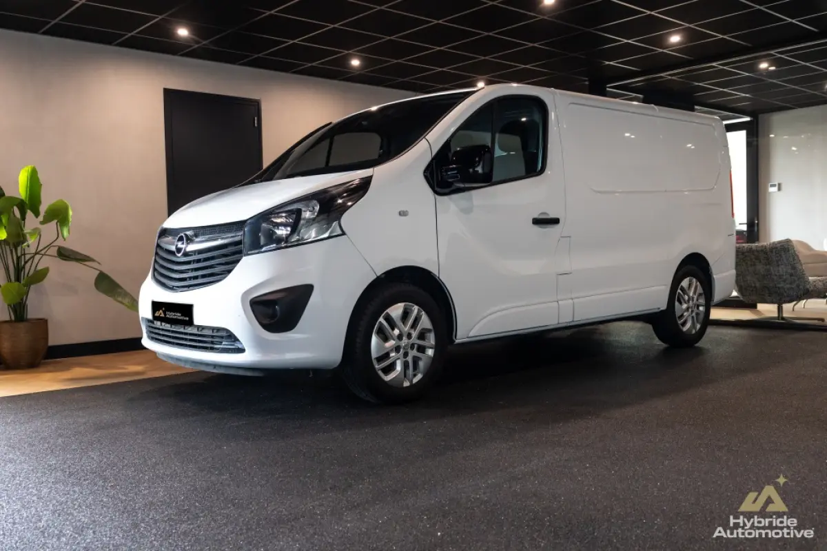 1.6 CDTI L1H1 Sp Eco | Camera | Navi |