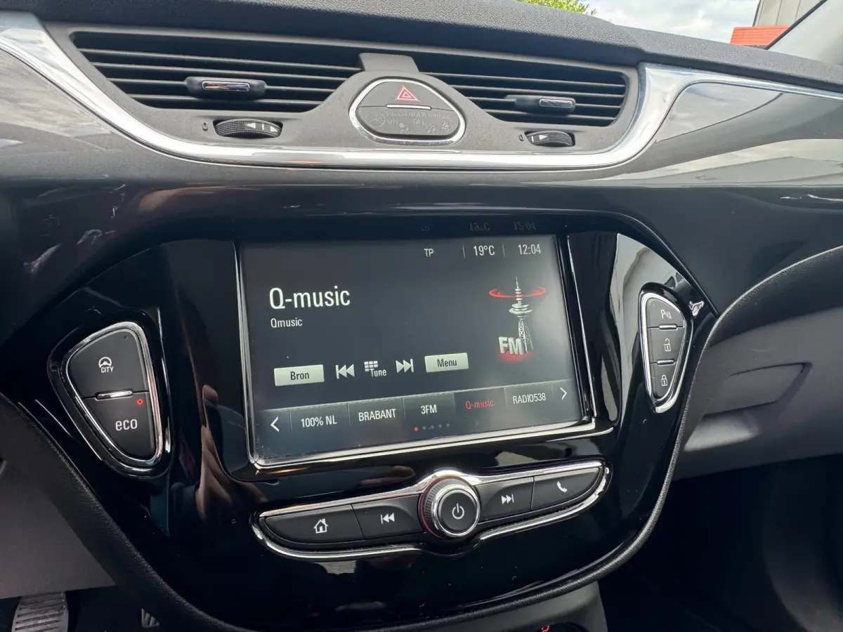 1.0 Turbo Innovation CARPLAY / NAVI / CLIMA / NAP / CRUISE / LMV / PDC