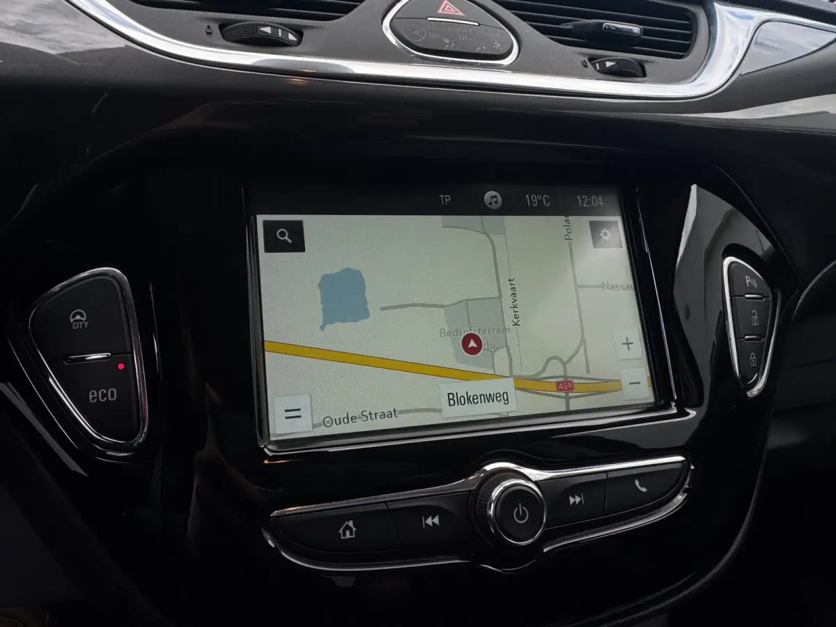 1.0 Turbo Innovation CARPLAY / NAVI / CLIMA / NAP / CRUISE / LMV / PDC