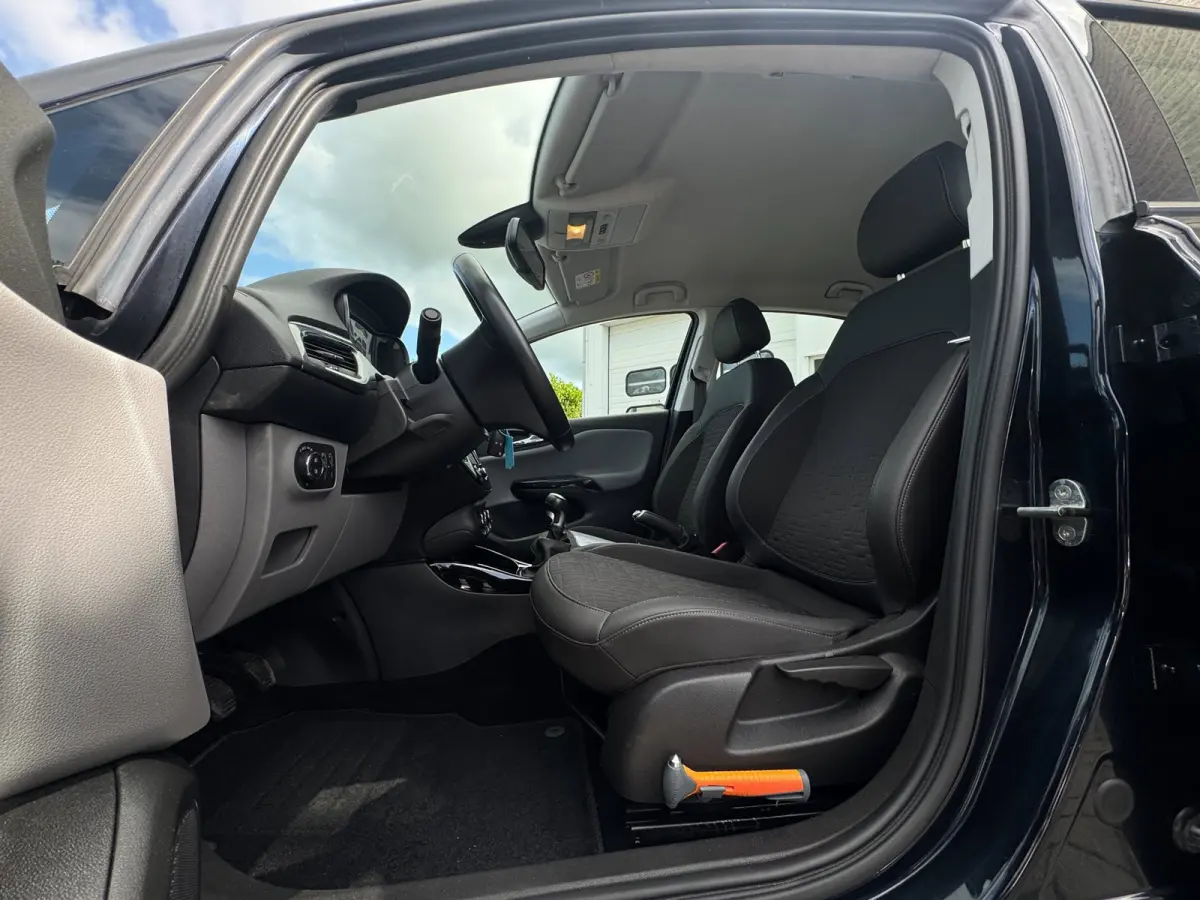 1.0 Turbo Innovation CARPLAY / NAVI / CLIMA / NAP / CRUISE / LMV / PDC