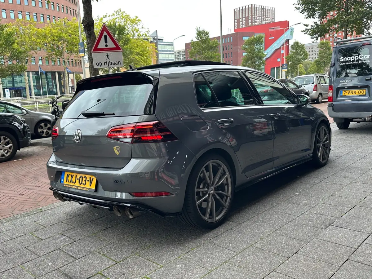2.0 TSI 4Motion R Aut Navi Camera Pano