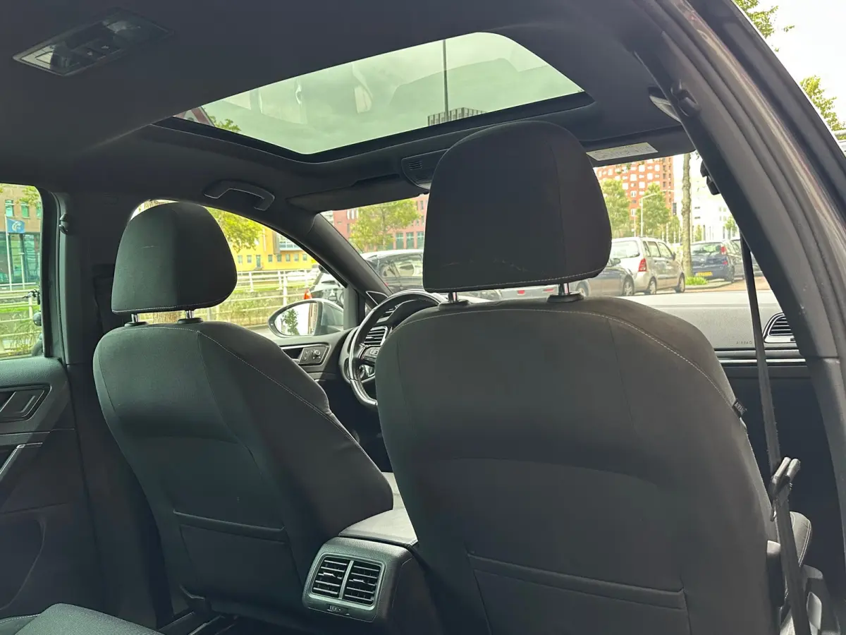 2.0 TSI 4Motion R Aut Navi Camera Pano