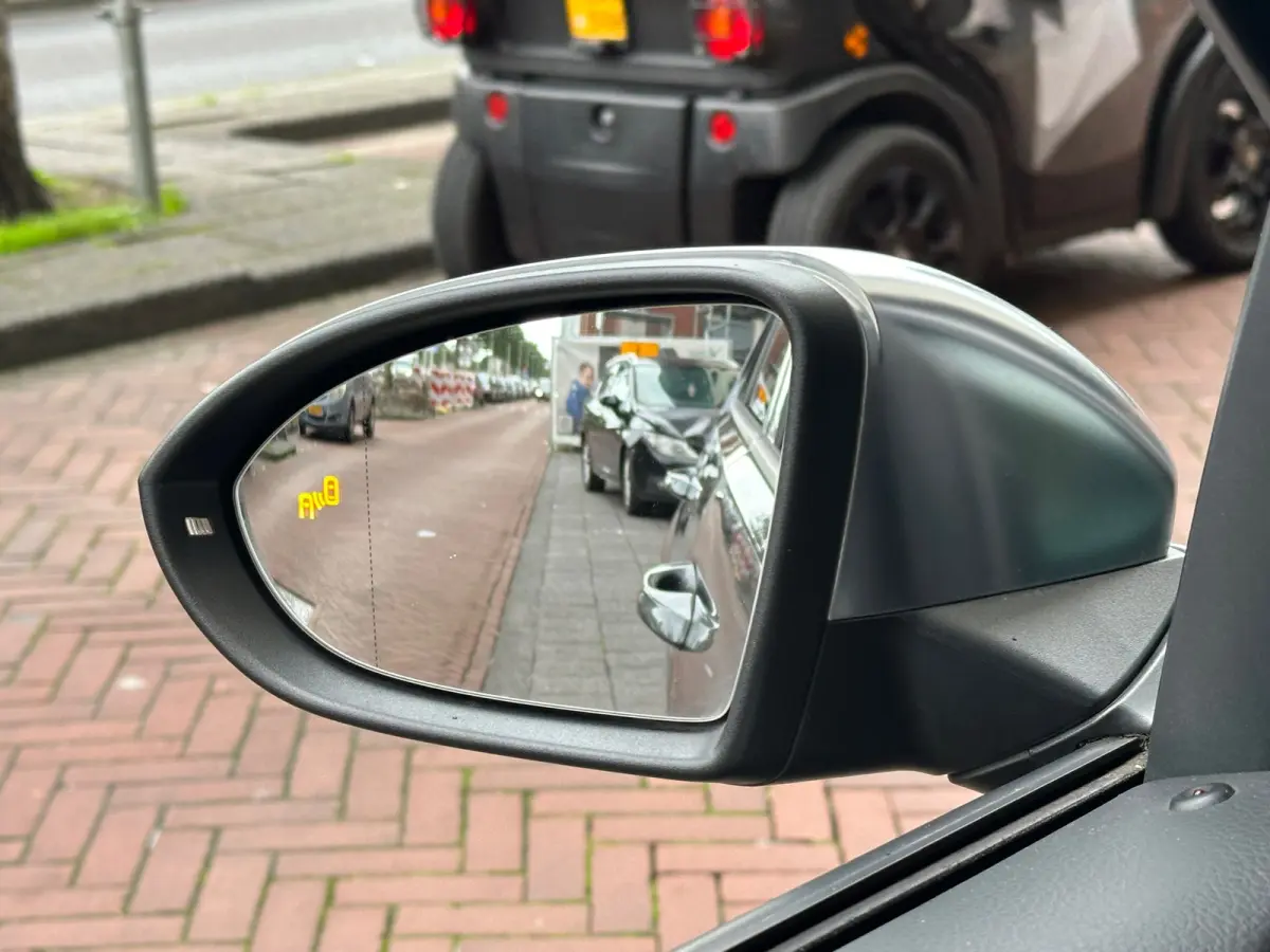 2.0 TSI 4Motion R Aut Navi Camera Pano