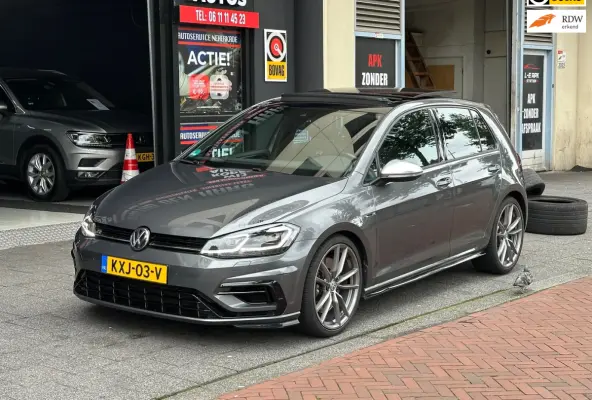 2.0 TSI 4Motion R Aut Navi Camera Pano