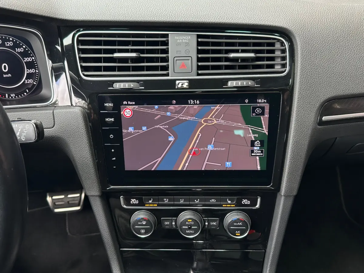 2.0 TSI 4Motion R Aut Navi Camera Pano