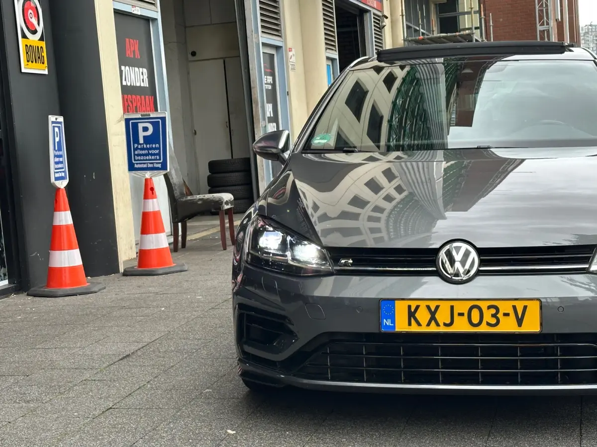 2.0 TSI 4Motion R Aut Navi Camera Pano