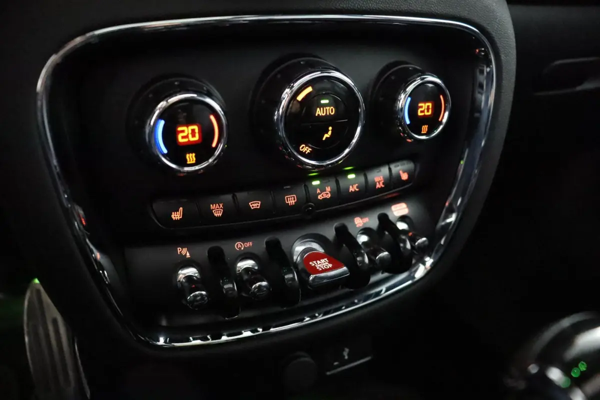 2.0 JCW ALL4 John Cooper Works | Lederen Bekleding | Harman/Kardon | Panoramadak | Head Up