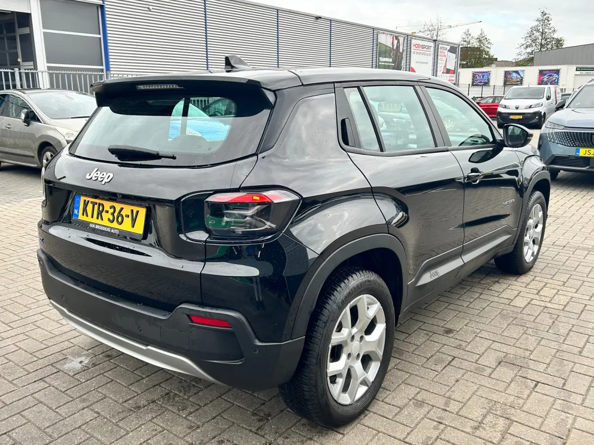 Altitude 54 kWh 18"Lichtmetaal | Adaptive Cruise | Climate Controle | Keyless Start | Carplay | LED | Digitaal Dashboard | Achteruitrijcamera | Airco (automatisch) | Apple Carplay/Android Au