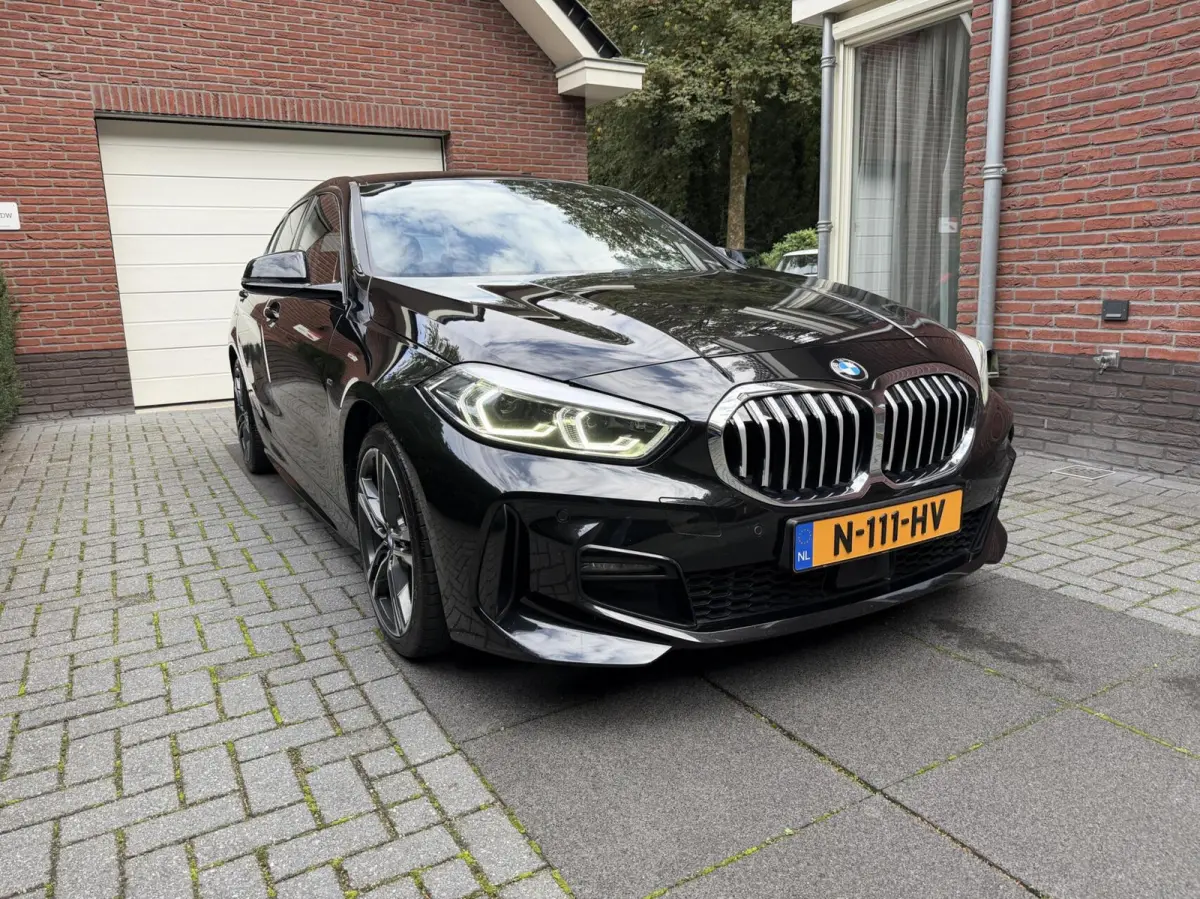 118i M Sport Edition|High Exe|18"|Vol Leer|Live