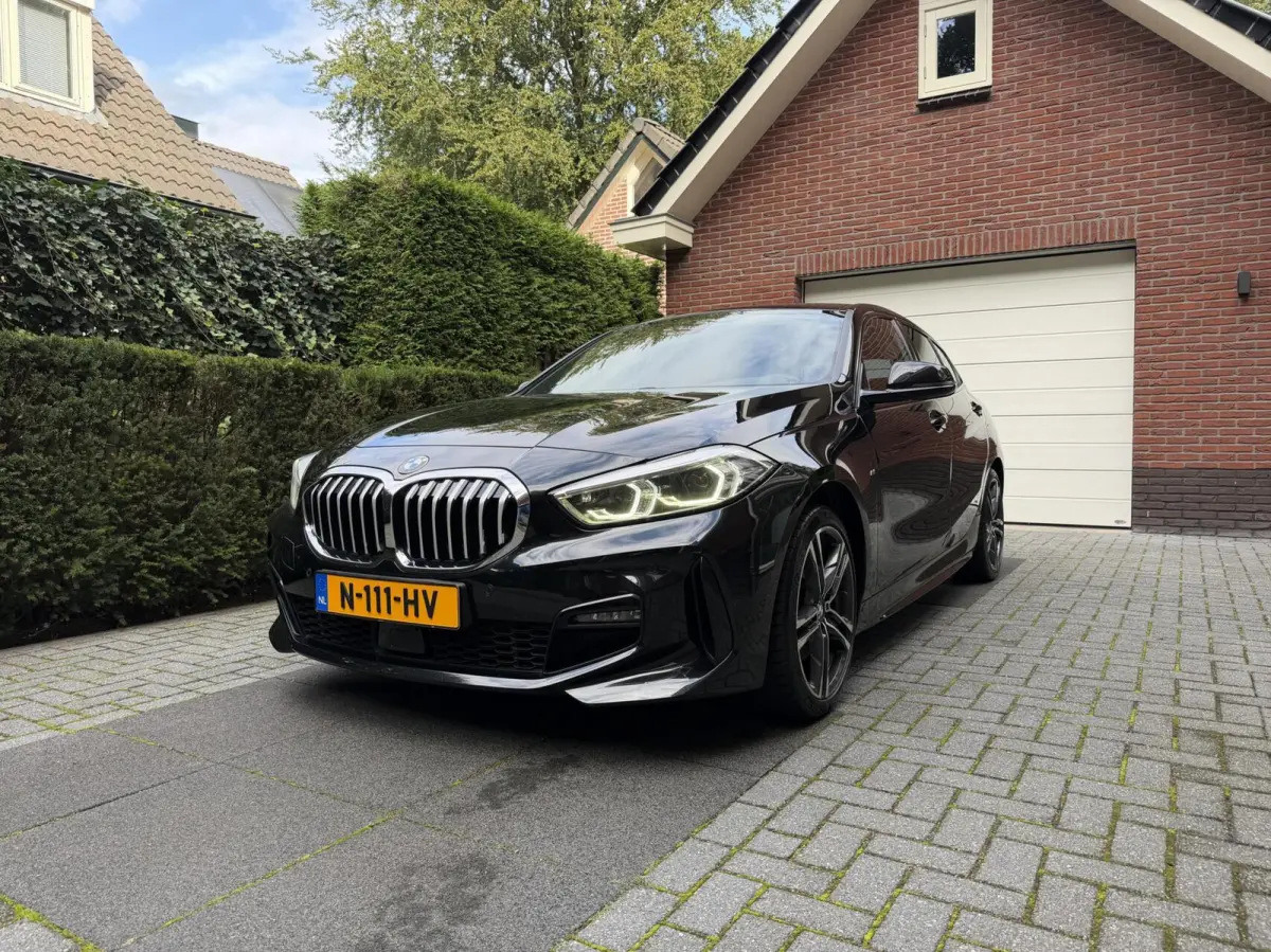 118i M Sport Edition|High Exe|18"|Vol Leer|Live