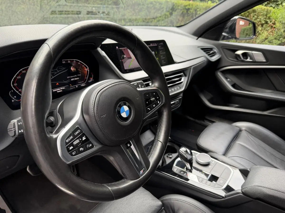 118i M Sport Edition|High Exe|18"|Vol Leer|Live