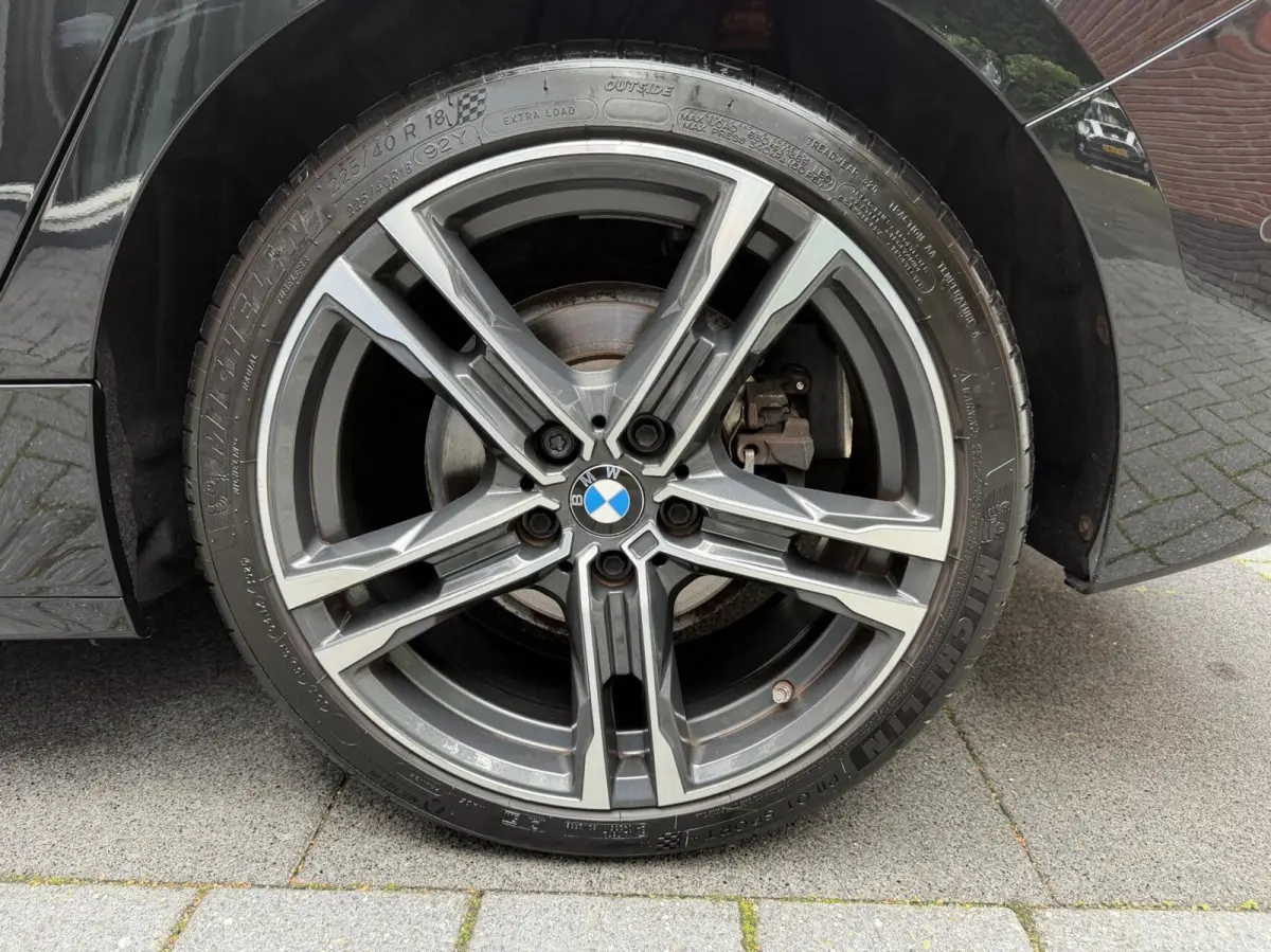 118i M Sport Edition|High Exe|18"|Vol Leer|Live