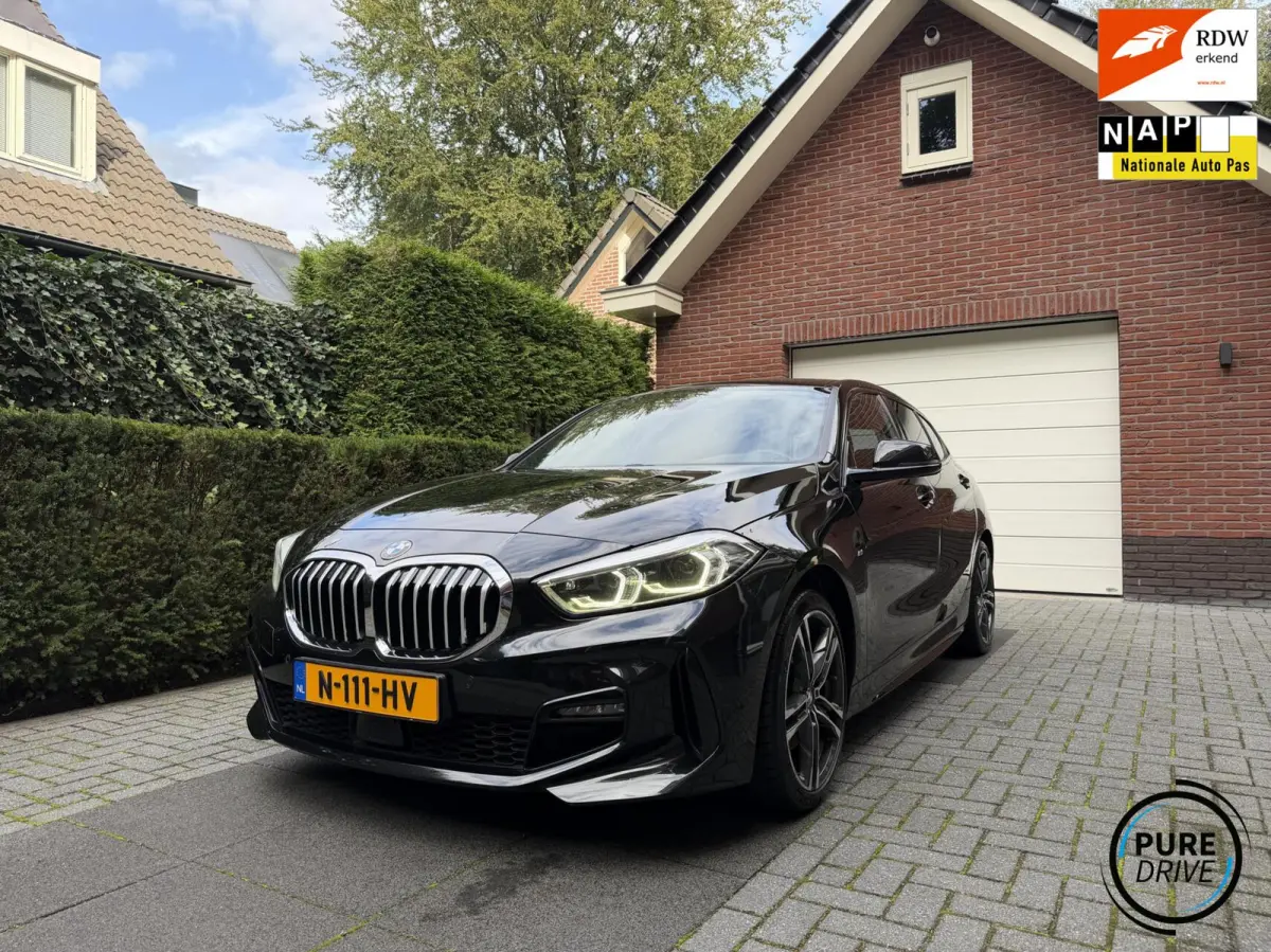 118i M Sport Edition|High Exe|18"|Vol Leer|Live