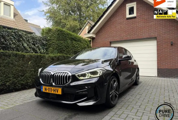 118i M Sport Edition|High Exe|18"|Vol Leer|Live